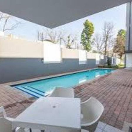 Rivonia Sandton Hideaway Apartment Johannesburg Exterior photo